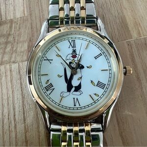 Warner brothers Looney Tunes Sylvester collectors watch and tin NEW BATTERY